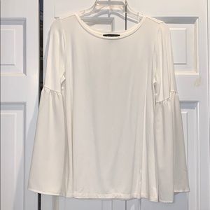 Bell sleeve blouse